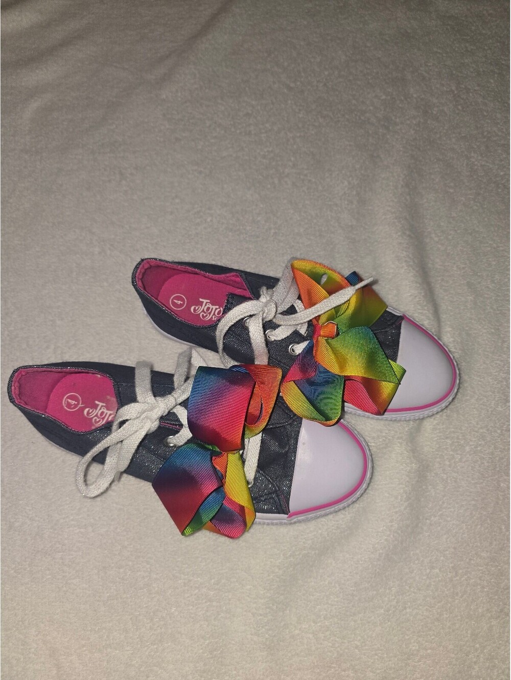 JoJo Siwa Girls' Size 4 Rainbow Bow Sneakers